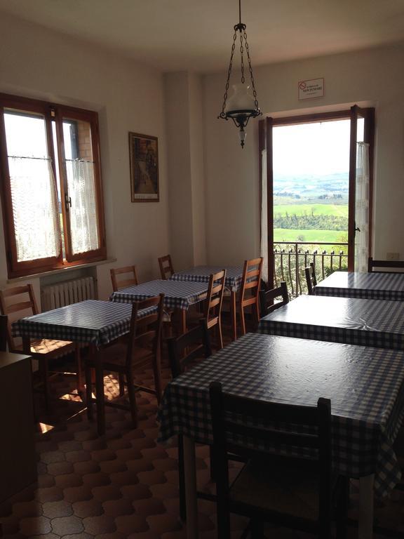 Agriturismo Azienda Agricola La Roccaia サン・ジミニャーノ 部屋 写真
