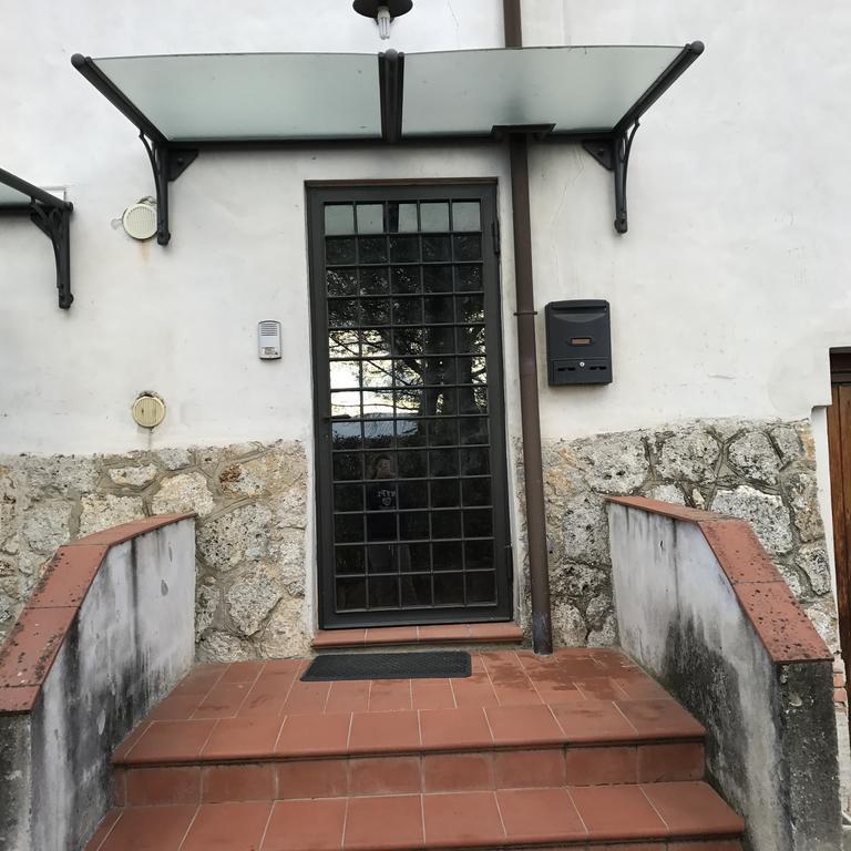 Agriturismo Azienda Agricola La Roccaia サン・ジミニャーノ エクステリア 写真