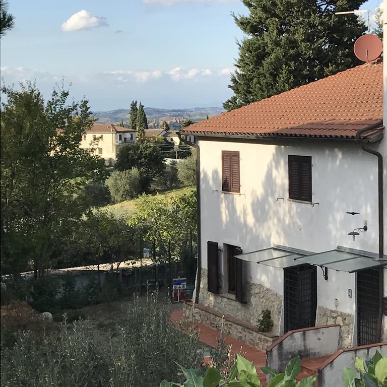 Agriturismo Azienda Agricola La Roccaia サン・ジミニャーノ エクステリア 写真