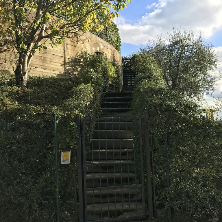 Agriturismo Azienda Agricola La Roccaia サン・ジミニャーノ エクステリア 写真