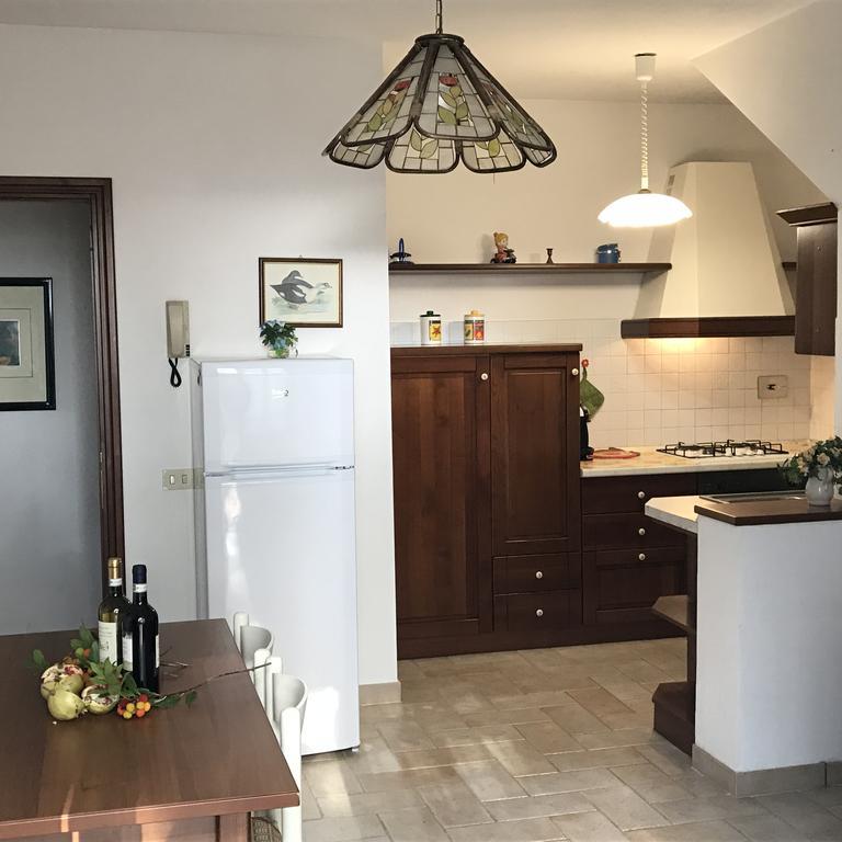 Agriturismo Azienda Agricola La Roccaia サン・ジミニャーノ エクステリア 写真