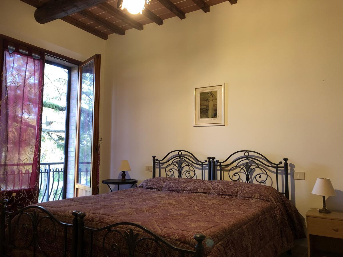 Agriturismo Azienda Agricola La Roccaia サン・ジミニャーノ エクステリア 写真